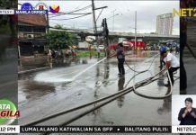 Truck na may kargang glucose syrup tumagilid sa Maynila
