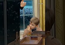 Elon Musk and his son join President Trump in the Oval Office